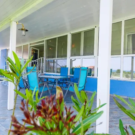 Vila къщата с рибките