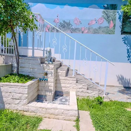 Vila къщата с рибките