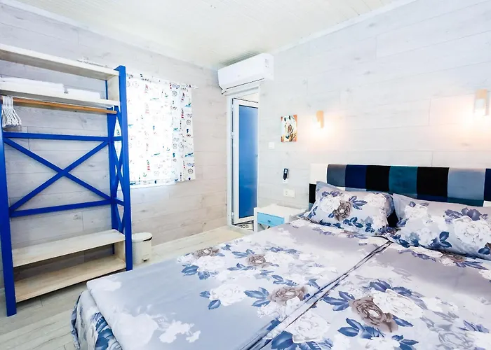 къщата с рибките ヴィラ