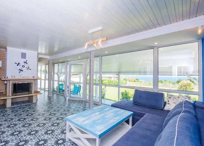 къщата с рибките ヴィラ *