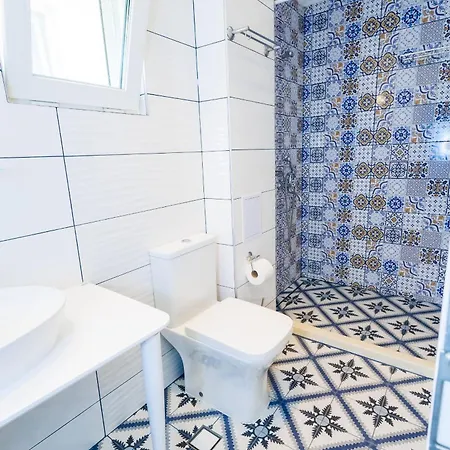 къщата с рибките Willa